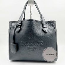 Picture of Loewe Pebbled Tote